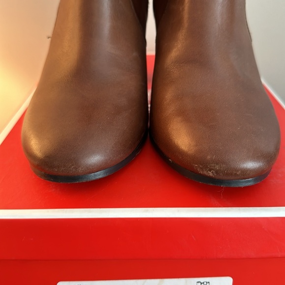 Coach booties. Size 7.5. Chestnut color. - Picture 9 of 11